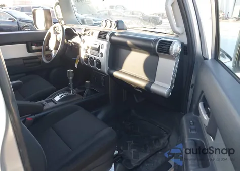 2007 Toyota Fj Cruiser из США, поврежденный, VIN JTEBU11F670098902